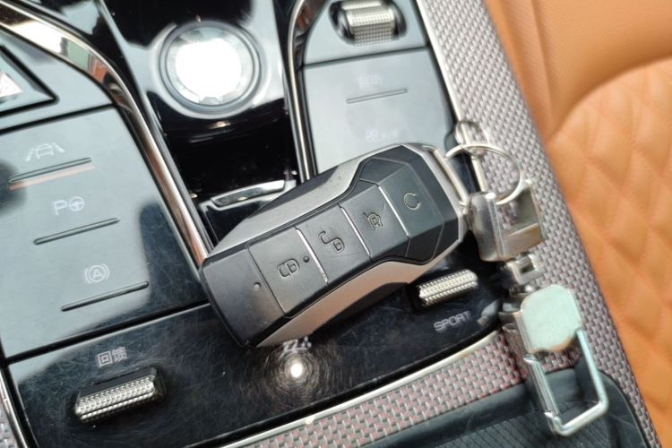 BYD Han 2021 car image #9