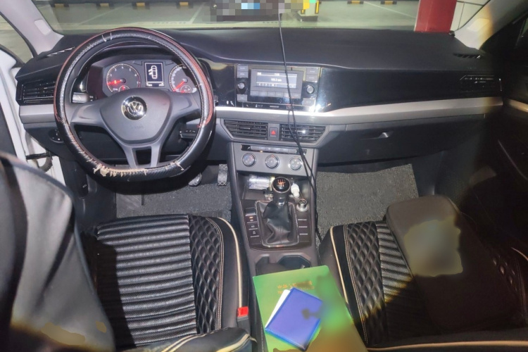 Volkswagen Bora 2020 car image #12