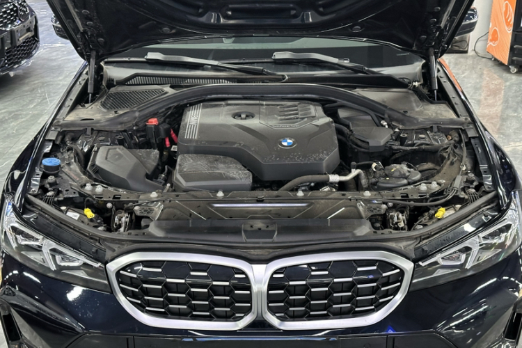 BMW 3 Series 2023 image de voiture #5