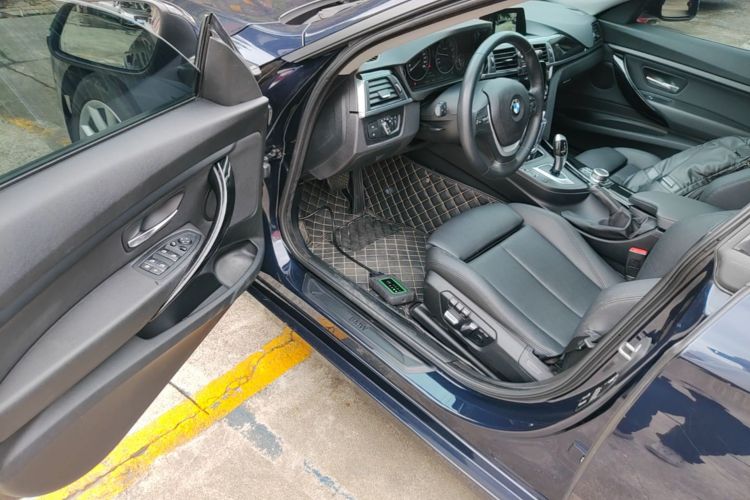 BMW 3 Series GT 2019 imagem de carro #16