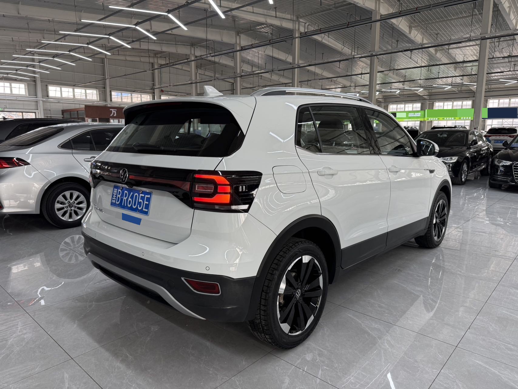 Volkswagen Tacqua 2022 immagine di auto #9