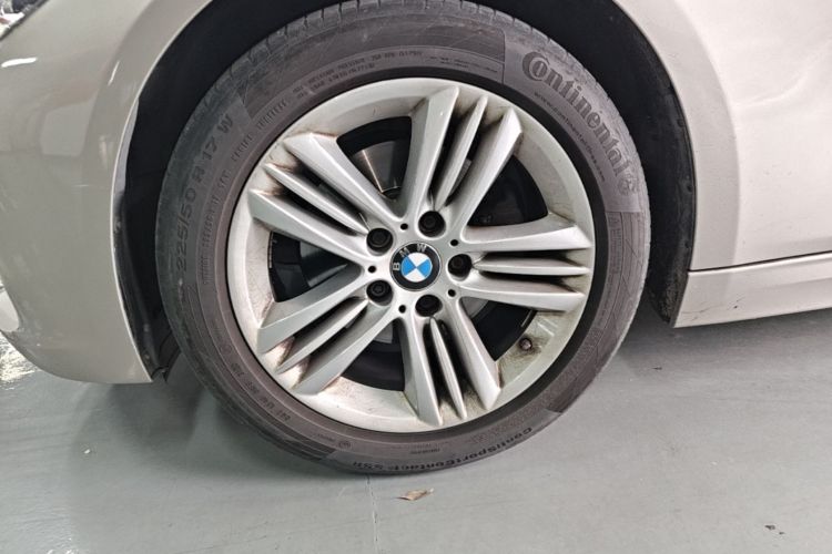 BMW 3 Series 2017 #6 BMW 3 Series 2017 car image #6