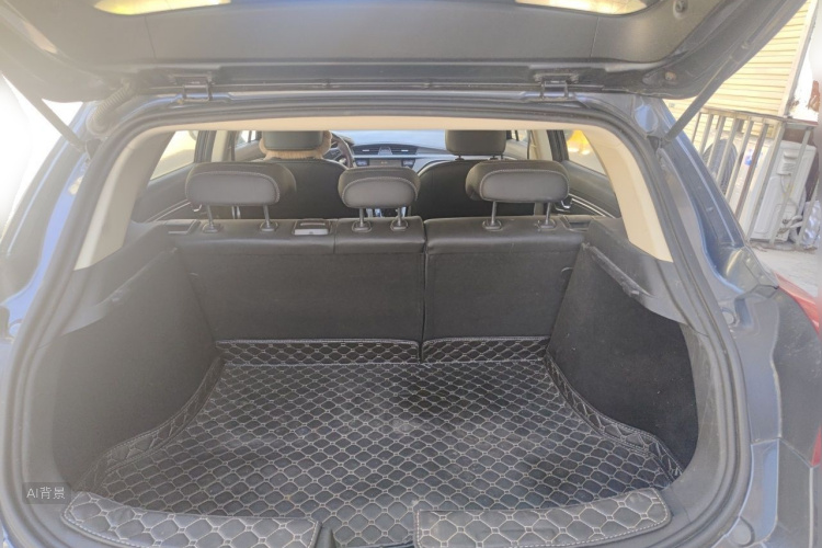 GEELY Emgrand GS 2016 car image #21