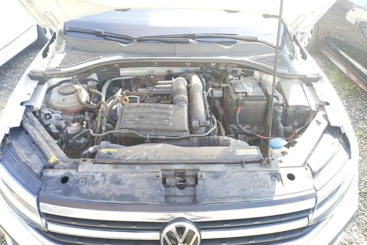 Volkswagen Bora 2023 car image #22