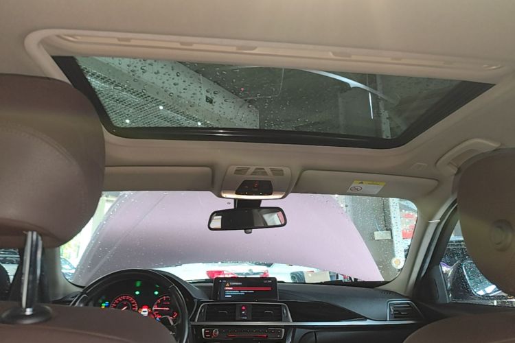 BMW 3 Series 2019 #22 BMW 3 Series 2019 car image #22
