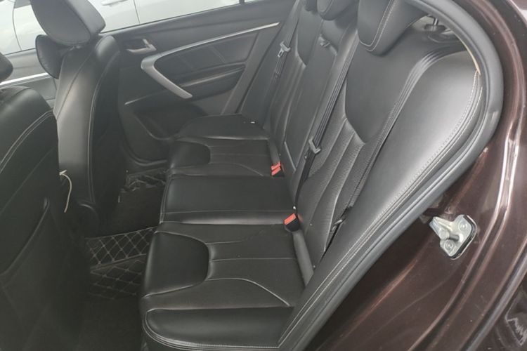 GEELY Emgrand 2016 #17 GEELY Emgrand 2016 image de voiture #17
