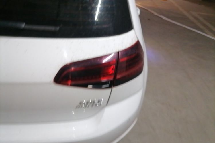 Volkswagen Golf 2019 #8 Volkswagen Golf 2019 car image #8