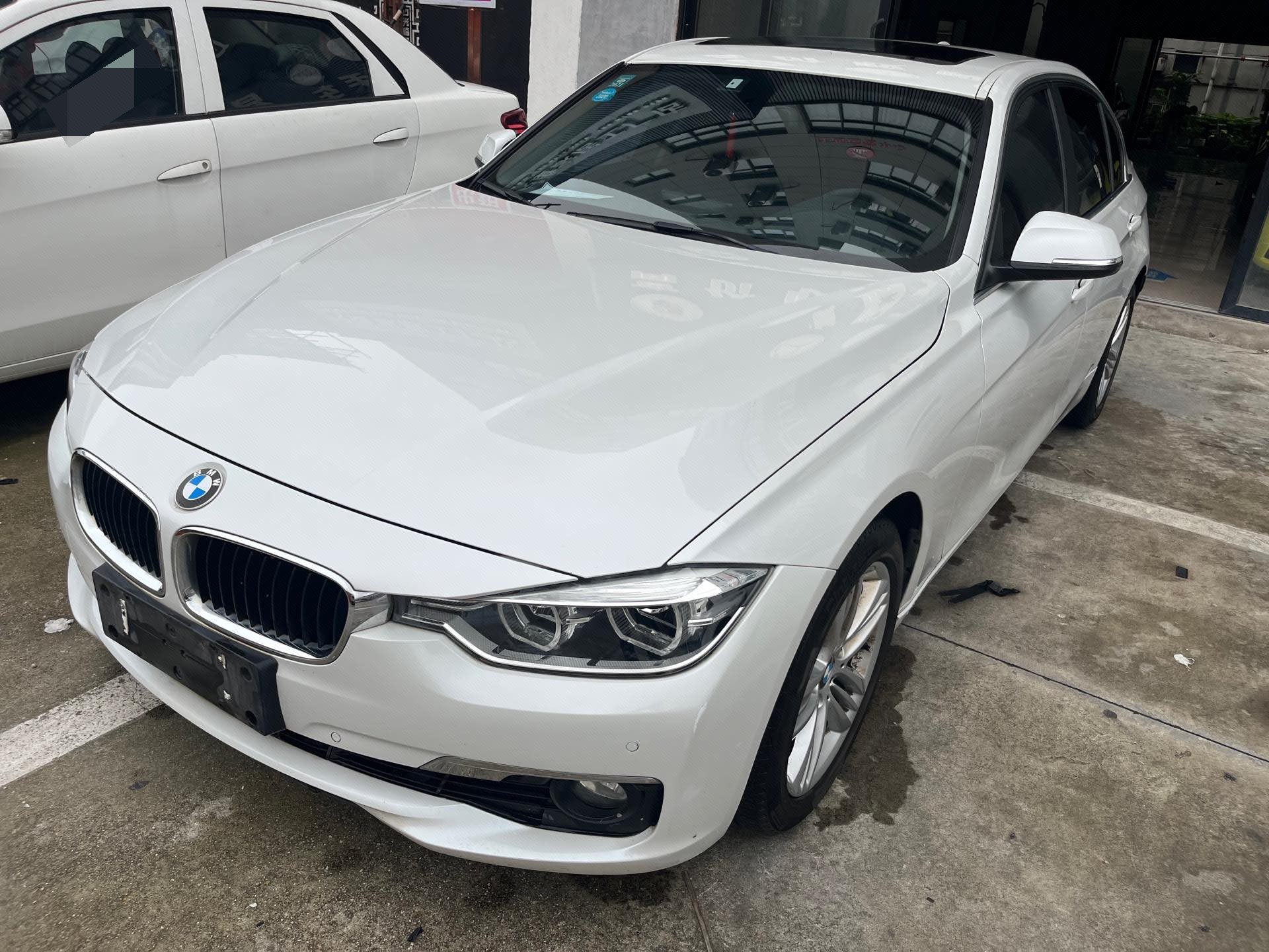 BMW 3 Series 2017 BMW 3 Series 2017 car image