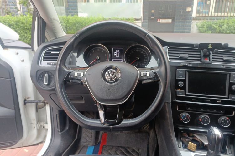 Volkswagen Golf 2019 #15 Volkswagen Golf 2019 car image #15