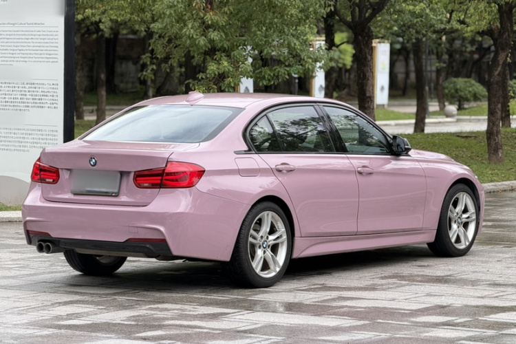 BMW 3 Series 2019 #7 BMW 3 Series 2019 car image #7