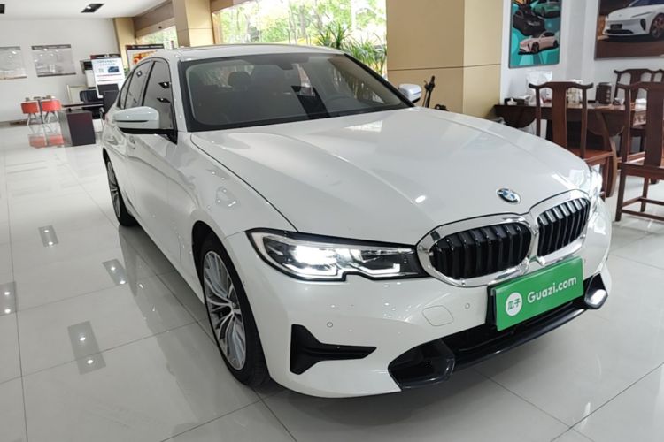 BMW 3 Series 2020 #4 BMW 3 Series 2020 car image #4