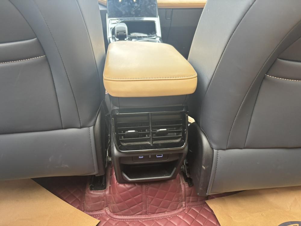 GEELY Boyue L 2023 #8 GEELY Boyue L 2023 car image #8