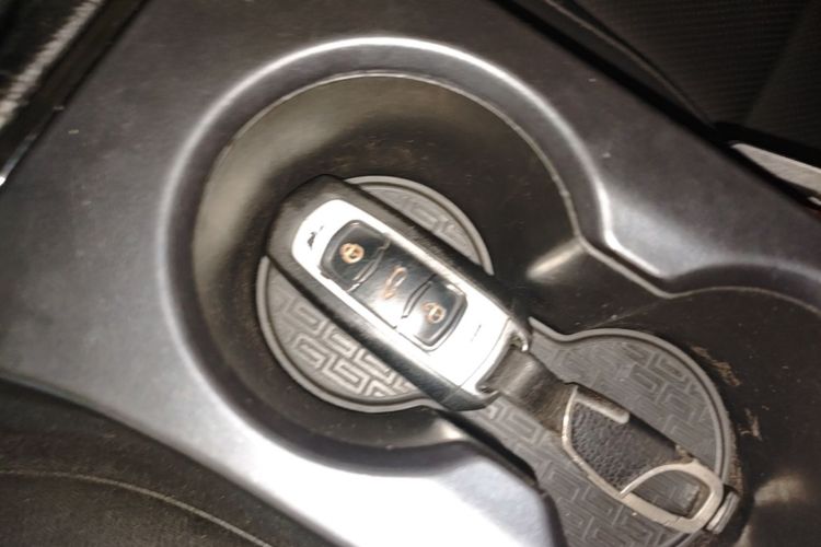 GEELY Emgrand 2018 car image #9