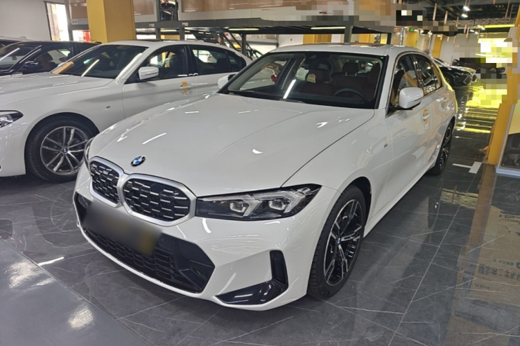 BMW 3 Series 2024 #2 BMW 3 Series 2024 car image #2
