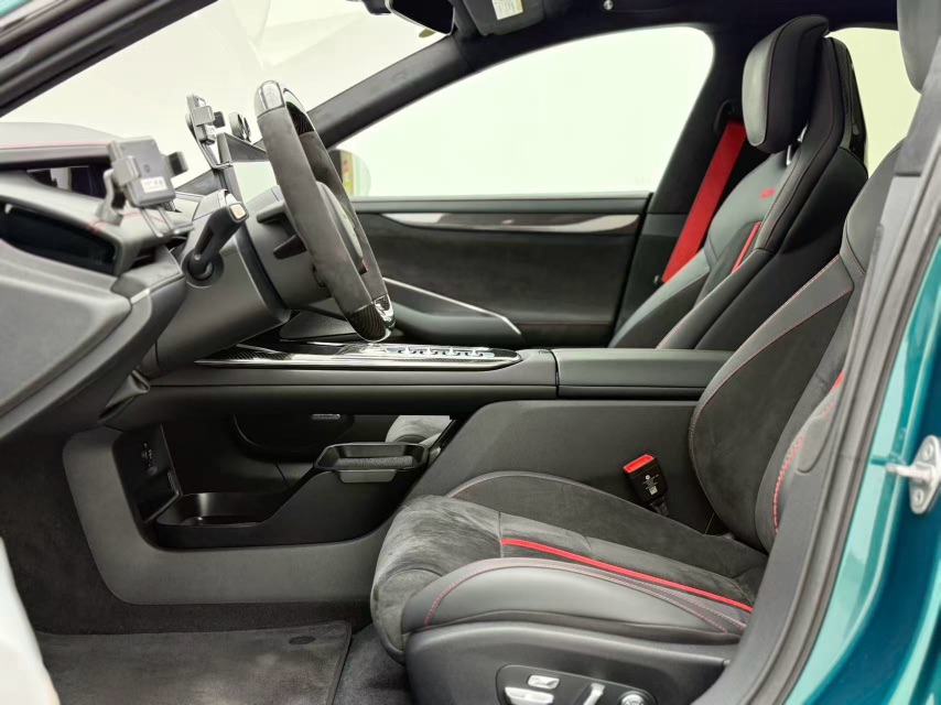 MI SU7 Ultra 2025 imagem de carro #4