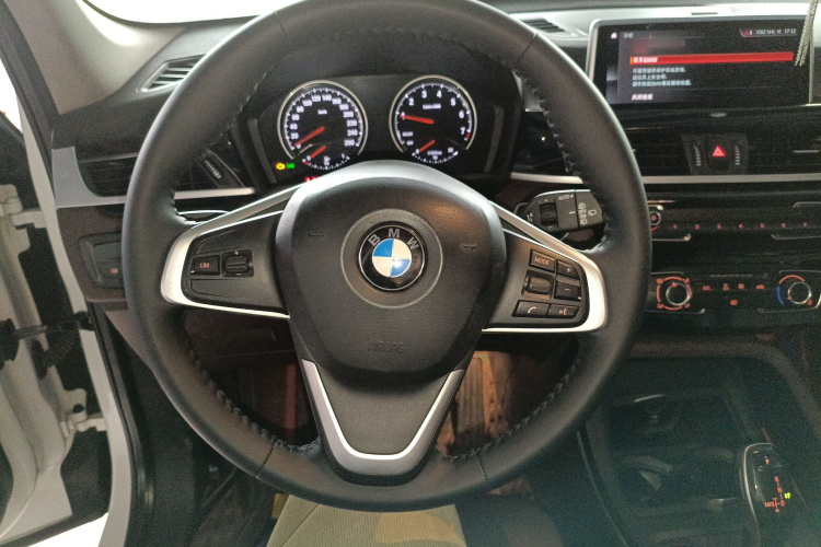 BMW X1 2020 imagen de coche #15