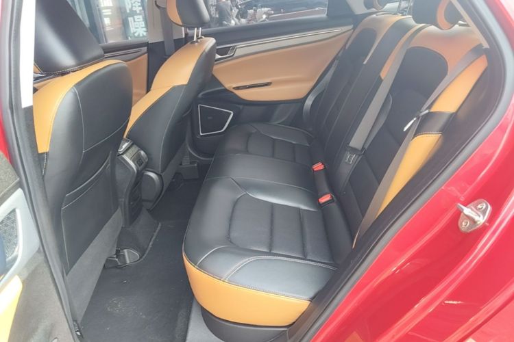 GEELY Emgrand GL 2020 car image #13