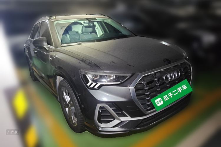 Audi Q3 2022 car image #4