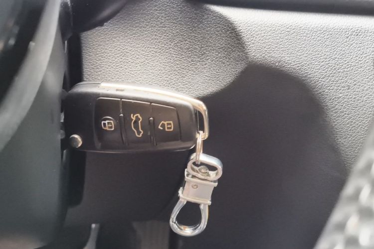 Audi Q3 2016 immagine di auto #11