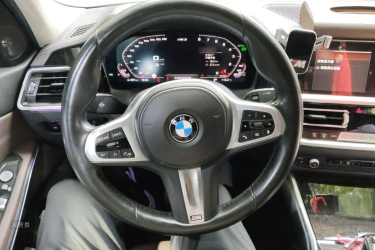 BMW 3 Series 2019 #12 BMW 3 Series 2019 car image #12