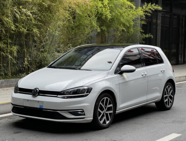 Volkswagen Golf 2020 Volkswagen Golf 2020 car image
