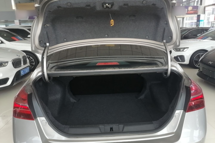 GEELY Emgrand 2020 #19 GEELY Emgrand 2020 car image #19