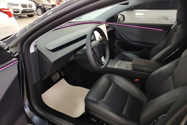 Tesla Model 3 2025 #12 Tesla Model 3 2025 car image #12