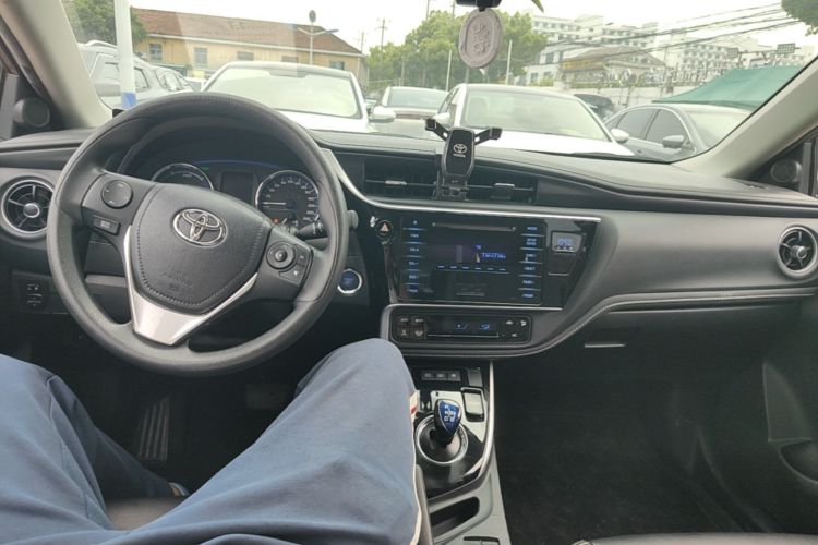 Toyota Corolla Hybird E+ 2022 car image #11