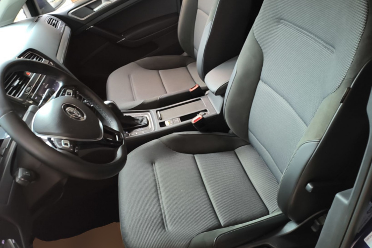 Volkswagen Golf 2018 #19 Volkswagen Golf 2018 car image #19