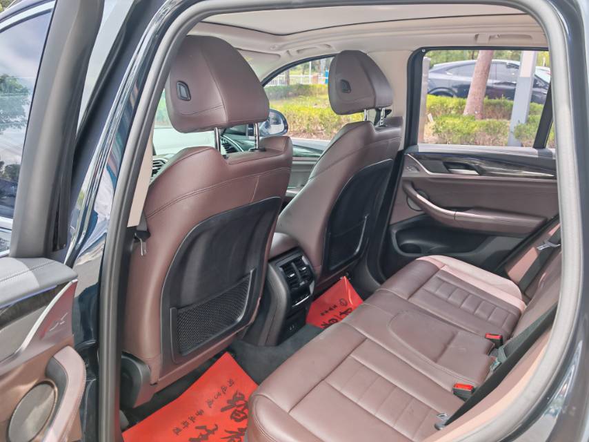 BMW X3 2021 car image #5