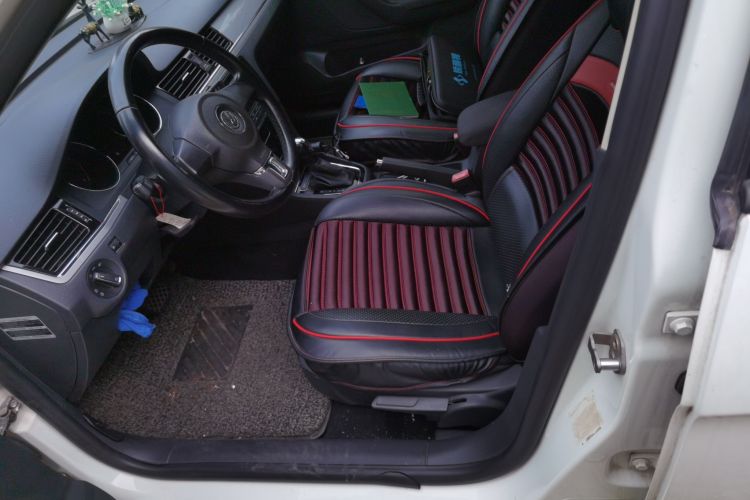 Volkswagen Bora 2015 #15 Volkswagen Bora 2015 изображение автомобиля #15