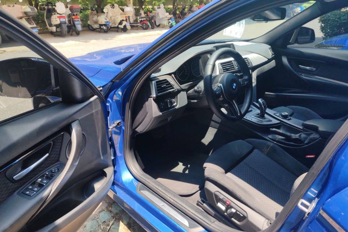 BMW 3 Series 2017 #25 BMW 3 Series 2017 car image #25