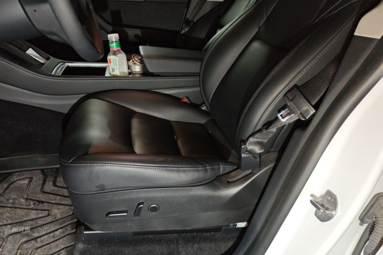 Tesla Model Y 2021 #17 Tesla Model Y 2021 car image #17