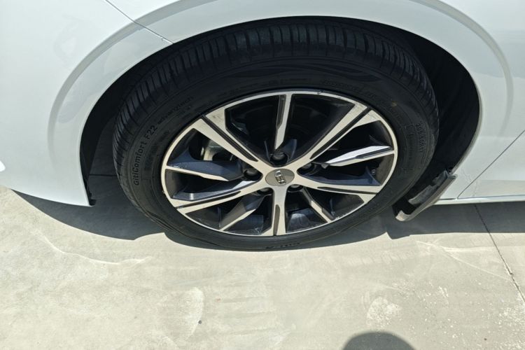 GEELY Emgrand 2021 #9 GEELY Emgrand 2021 car image #9