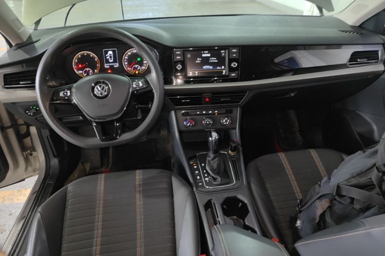 Volkswagen Lavida 2019 car image #10