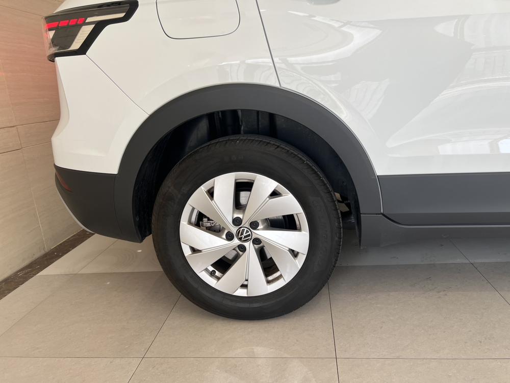 Volkswagen Tharu 2025 car image #12
