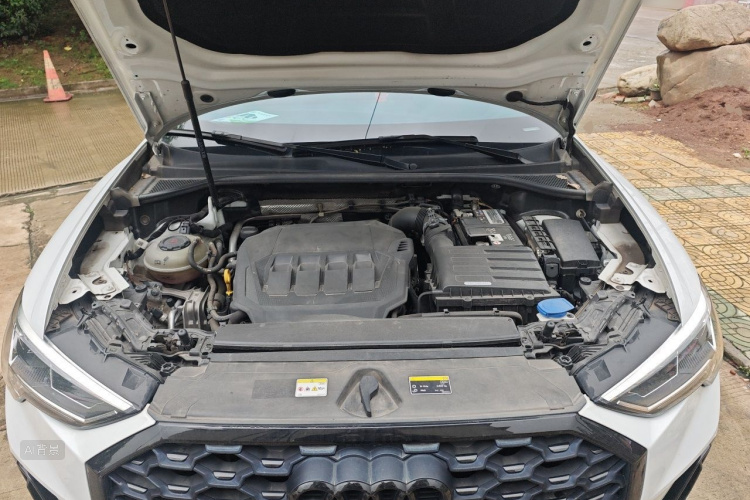 Audi Q3 2023 #22 Audi Q3 2023 car image #22