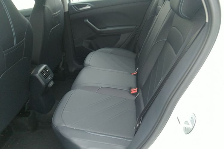 Volkswagen Tharu 2025 #17 Volkswagen Tharu 2025 imagem de carro #17