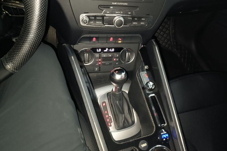 Audi Q3 2016 #14 Audi Q3 2016 car image #14