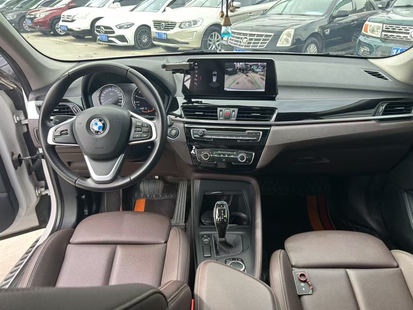 BMW X1 2021 изображение автомобиля #5