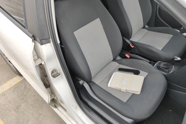 Volkswagen Polo 2017 #24 Volkswagen Polo 2017 car image #24
