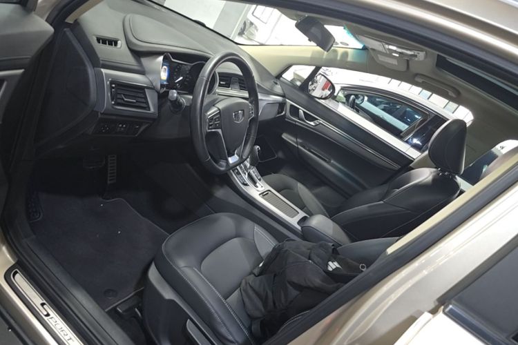 GEELY Emgrand GS 2019 car image #15