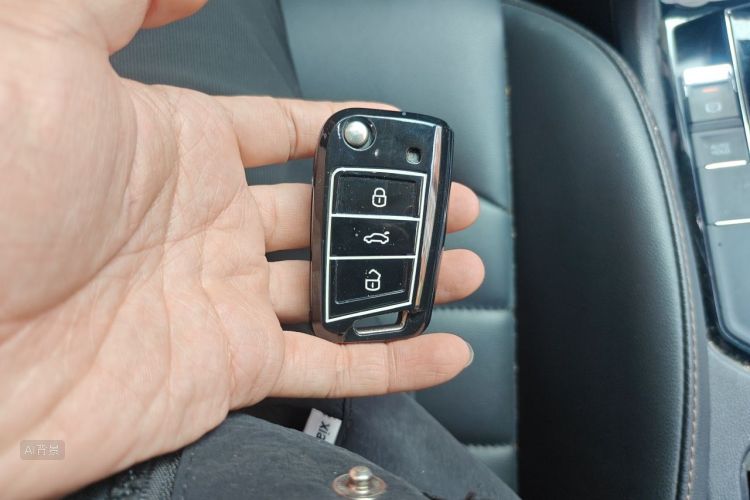 Volkswagen Tharu 2019 #10 Volkswagen Tharu 2019 car image #10