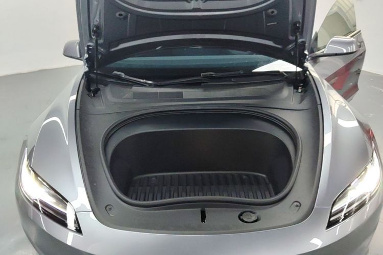 Tesla Model 3 2025 #20 Tesla Model 3 2025 car image #20