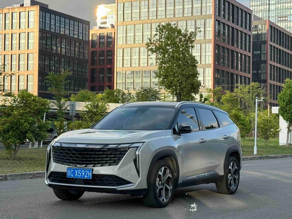 GEELY Boyue L 2025 car image 
