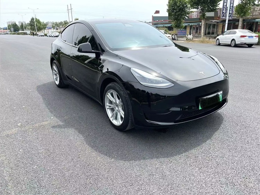 Tesla Model Y 2022 #2 Tesla Model Y 2022 car image #2