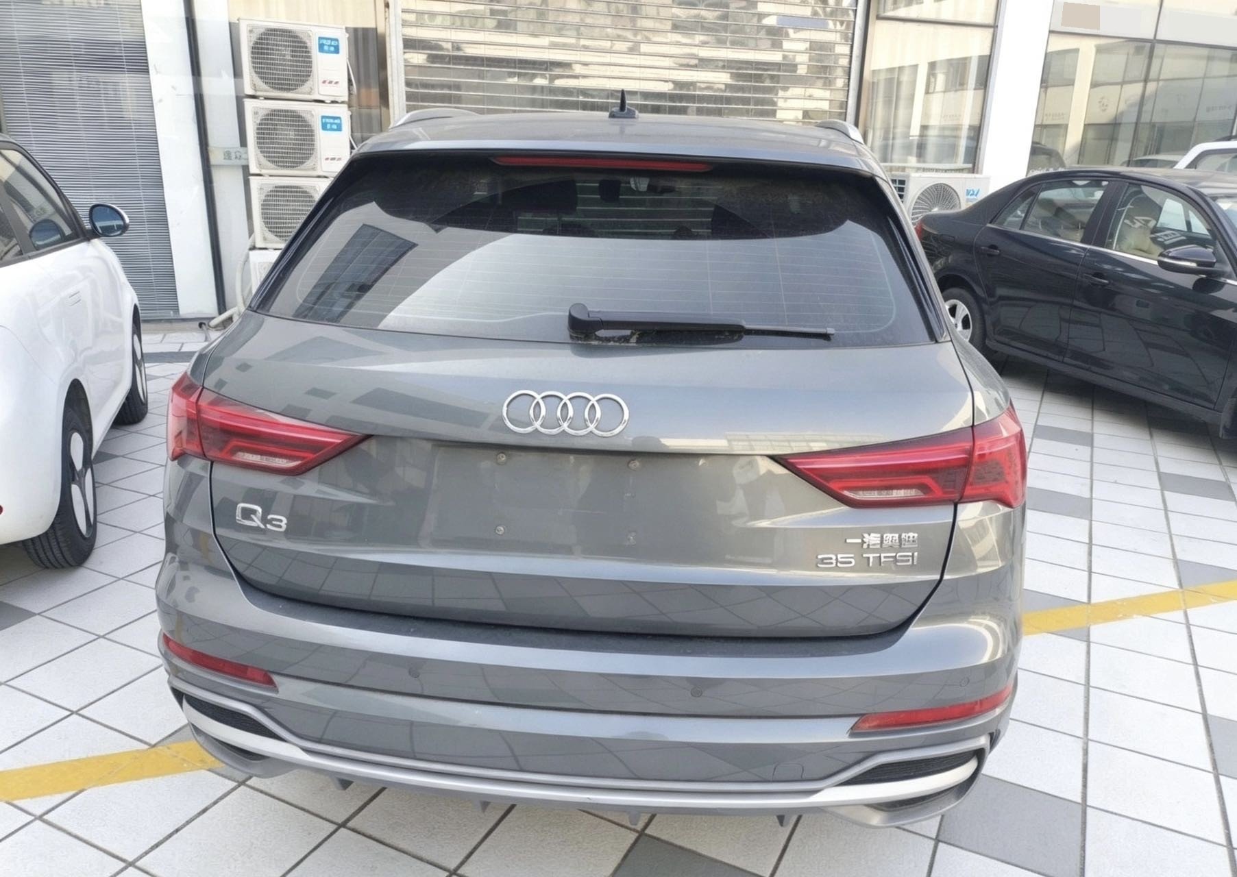 2022 immagine di auto #6