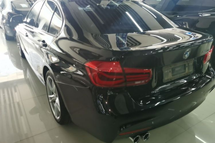 BMW 3 Series 2019 car image #5