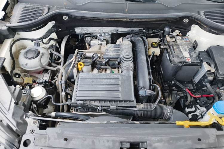 Volkswagen Tharu 2021 car image #20