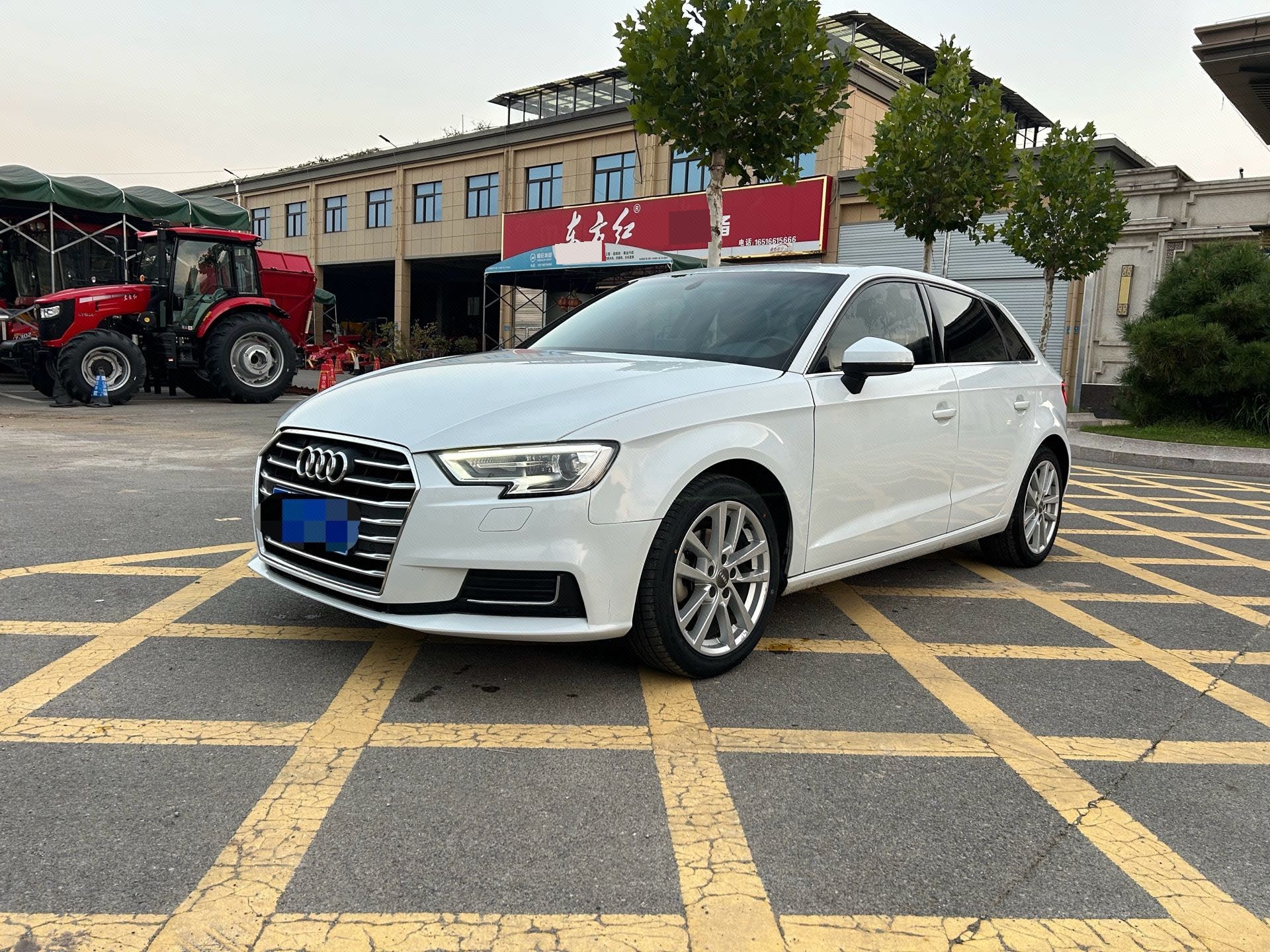 2020 2020 car image